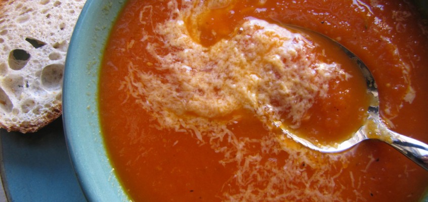 Roasted Red Pepper & Parmesan Soup