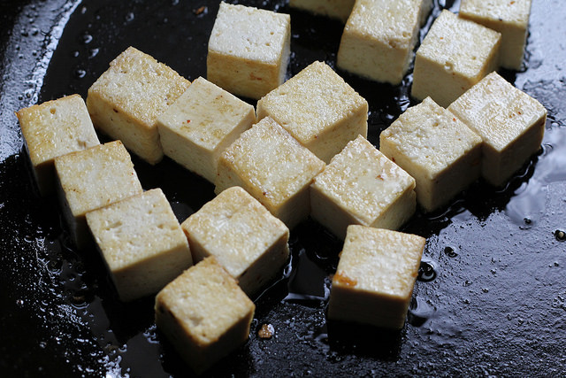 Roasted Broccoli and Crispy Tofu Salad – Not Eating Out in New York