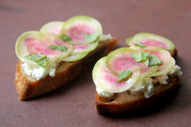 Crostini with Watermelon Radish, Ricotta and Mint