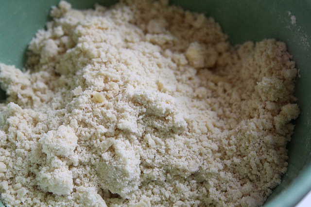 27493925373_ca938baa8c_z