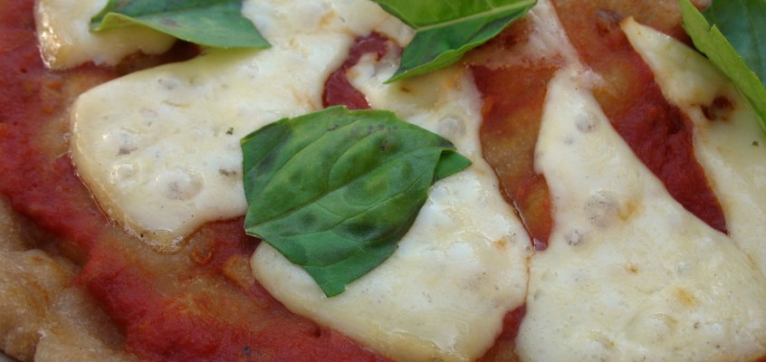 Who says you can’t grill a pizza?