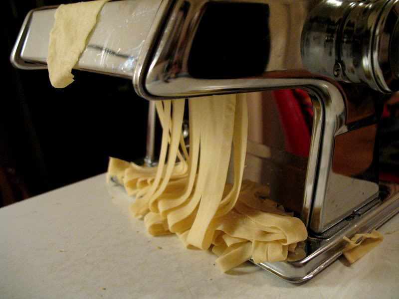 Fresh Fettuccine with Baby Portobellos, Green Beans and Sage in a Cream Sherry Sauce